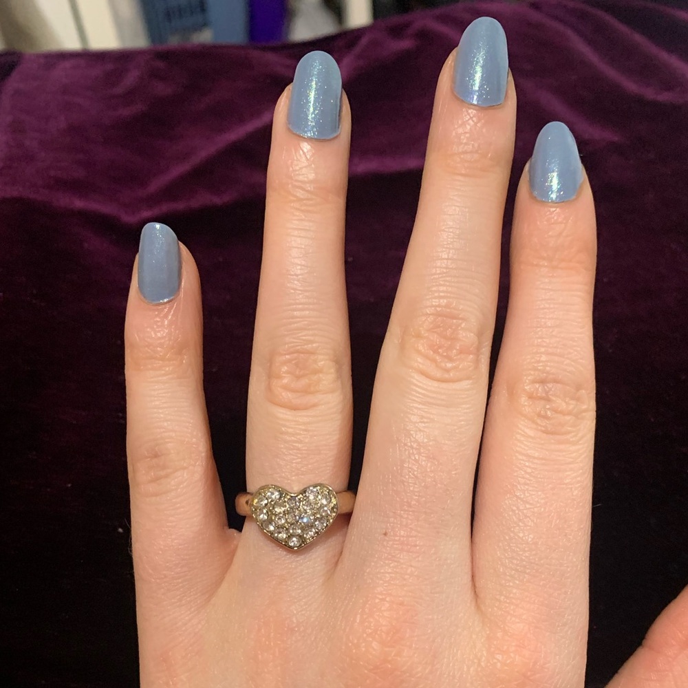 🥶 5/$18 - Rhinestone Heart Ring